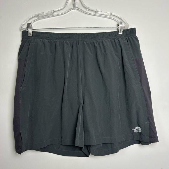 The North Face Flight Series Men's Gray Shorts Hiking Camping Outdoor Stretch - Picture 1 of 13